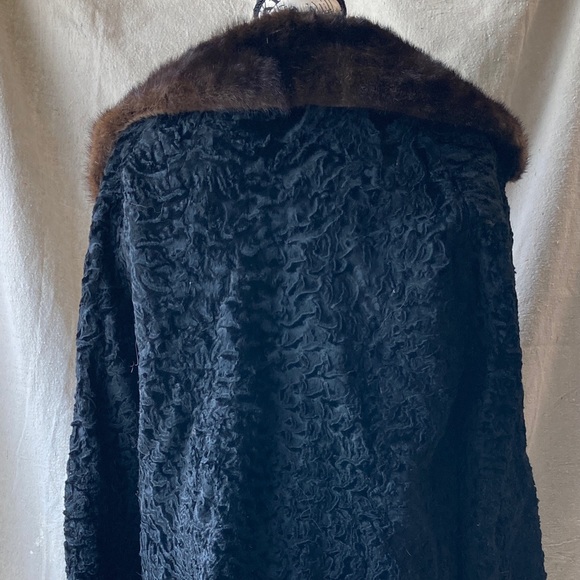 Persian Lamb and Mink late 60s/early 70s winter coat (LVK) - Picture 2 of 16